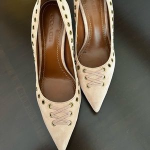 COACH - pale pink lace pumps 3.5 inch heel US Size 8